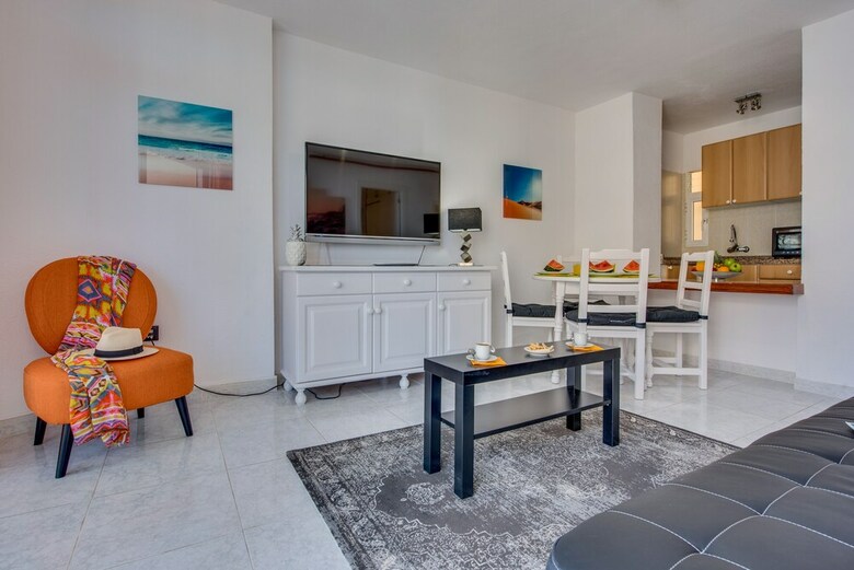 M12b. Very Central Apartment In Las Am�ricas