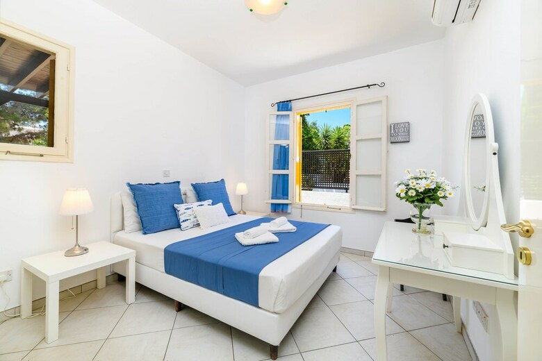 Villa Saint Elias Cottage