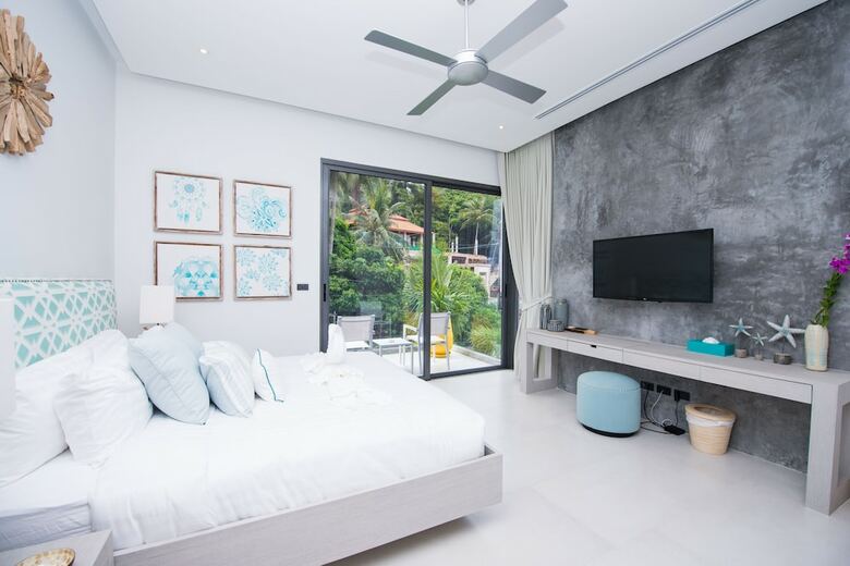 Luxury 5-bedroom Villa With Games Room In Kata