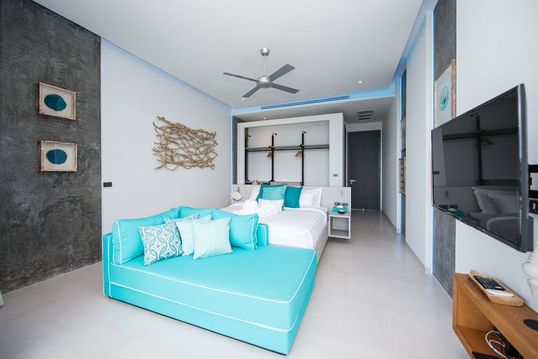 Luxury 5-bedroom Villa With Games Room In Kata
