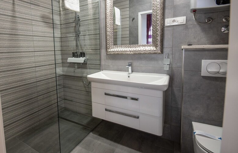 Hotel Center Luxury Rooms 2