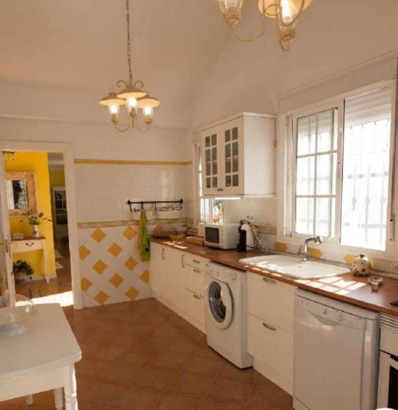 106348 - Villa In Algar