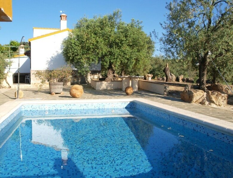104305 -  House In El Gastor