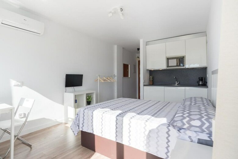 Apartamentos 107359 - Studio In Malaga