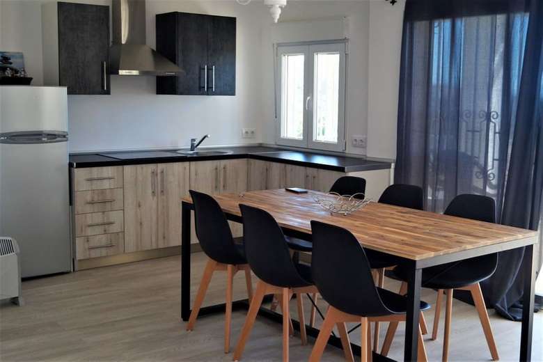 107513 - House In Canyelles