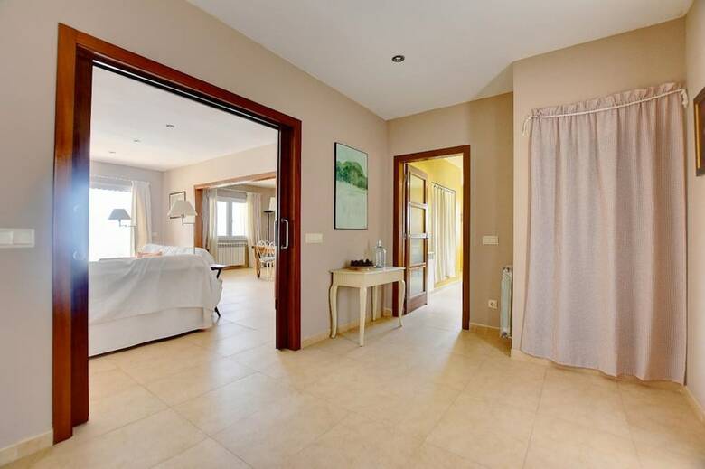 107508 - Villa In Portol