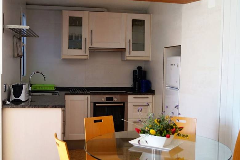 107522 - Apartment In Cala Canyelles