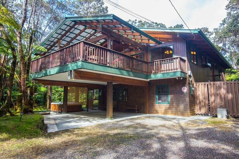 Hale Mauna Loa Lower - 11-3910 3rd St