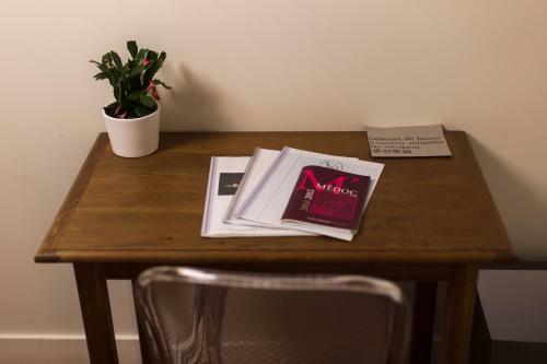 Hostal Les Cinq Sens Du Ch�teau Mayne Lalande