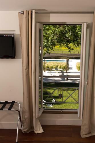 Hostal Les Cinq Sens Du Ch�teau Mayne Lalande