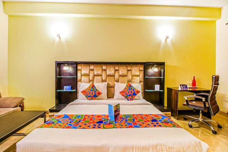 Fabhotel Dhairya Residency