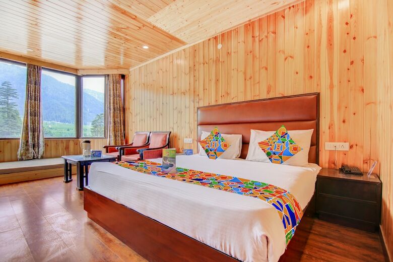 Hotel Fabescape River Regency