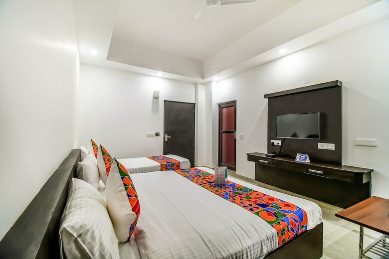 Fabhotel Belmorrise