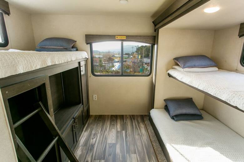 Pension Gangneung Wow Park Caravan
