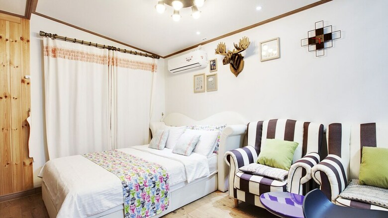 Apartamentos Geoje Oceancaptain Pension