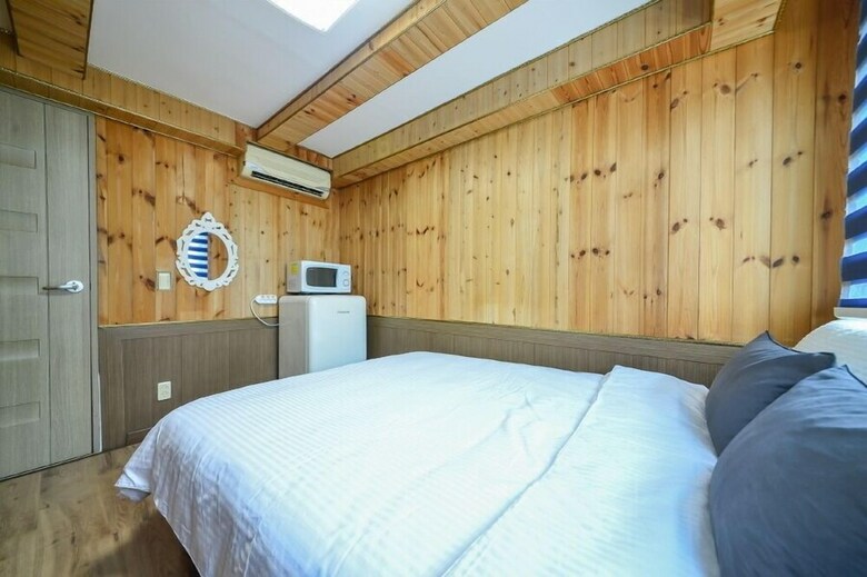 Geoje Santorini Pension