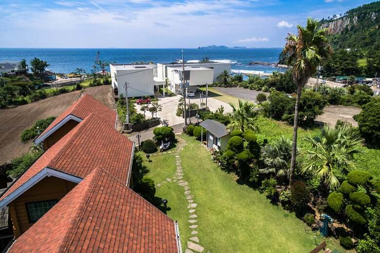 Seogwipo Neulbada Pet Pension