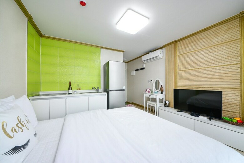 Yeosu Feeling Pet Pension