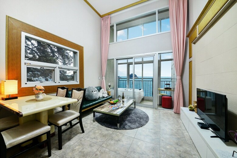 Yeosu Feeling Pet Pension