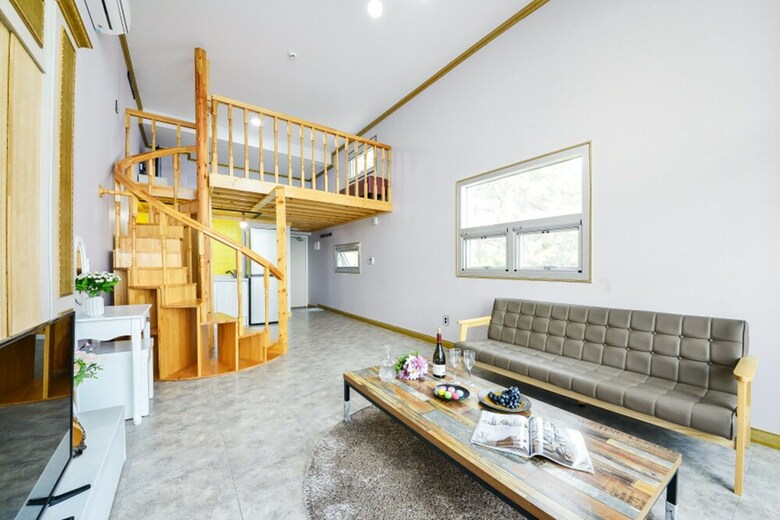 Yeosu Feeling Pet Pension