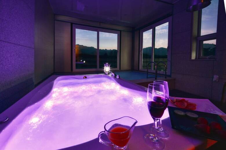Pension Lasso Pool Villa