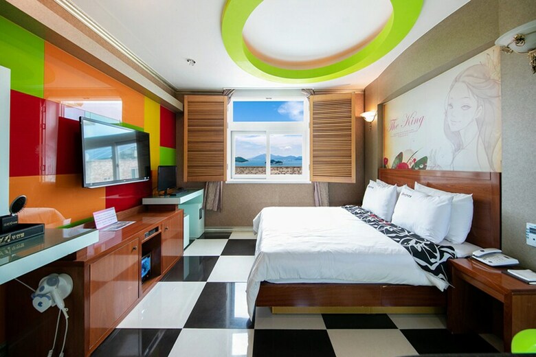 Yeosu King Pension