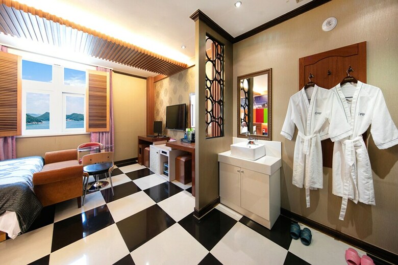 Yeosu King Pension