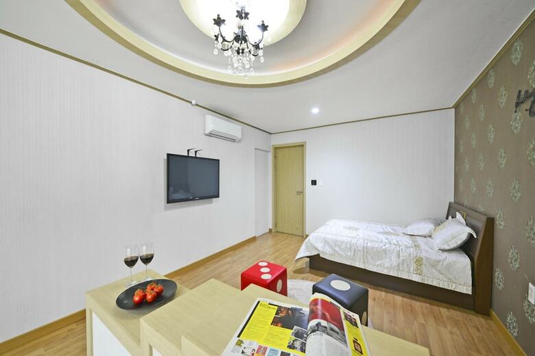 Pension Tongyoung Macalops