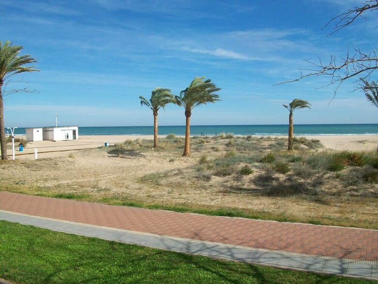 Apartamentos Almirante 3�