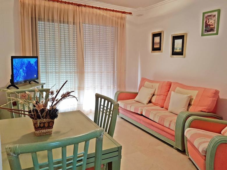 Apartamentos Eden Blq. II - 2� - (S�lo Familias)