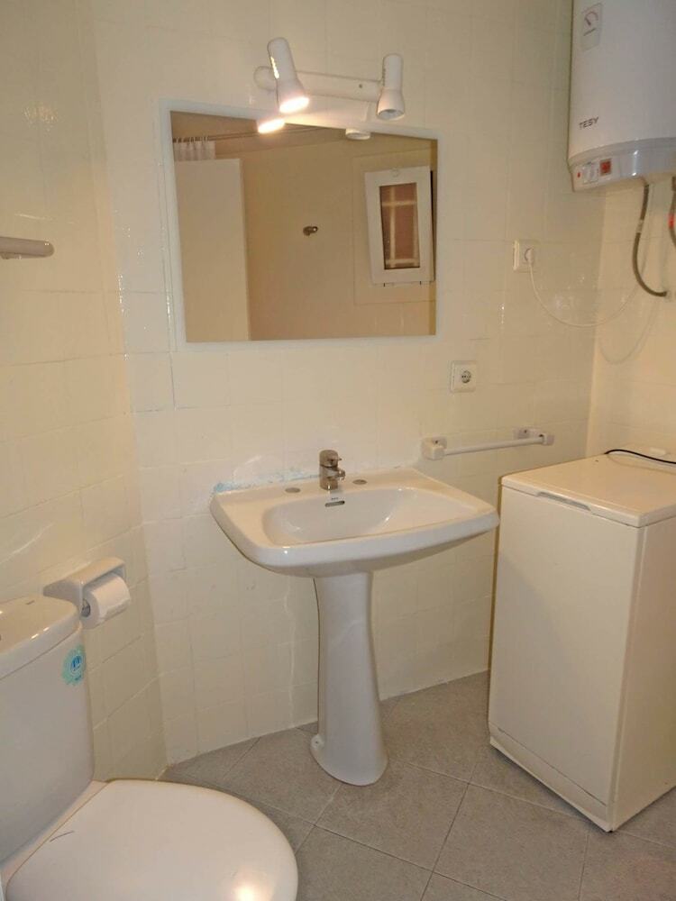 Apartamento Infante E4- 13� (2/4)