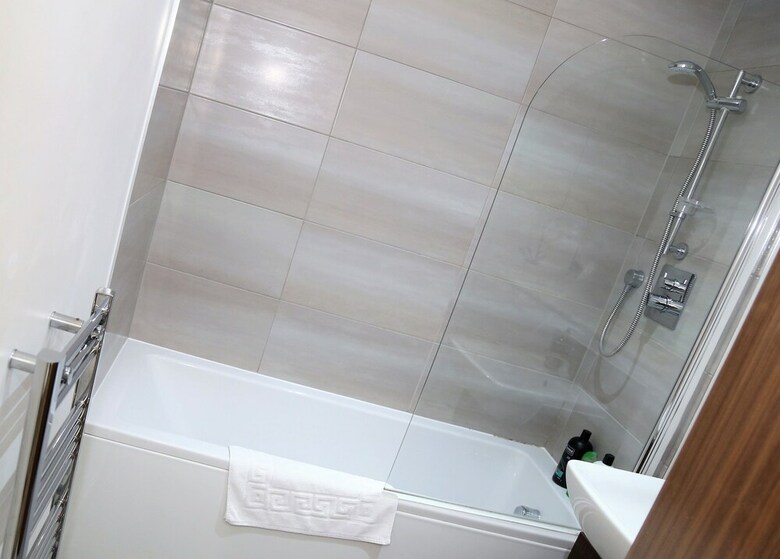 Apartamentos The Strand By Serviced Rooms Ltd