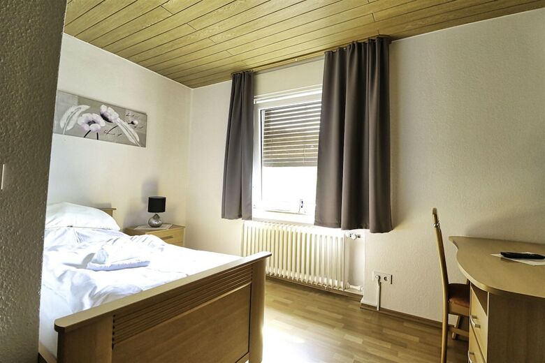 Green Seeblick Hotel & Hostel