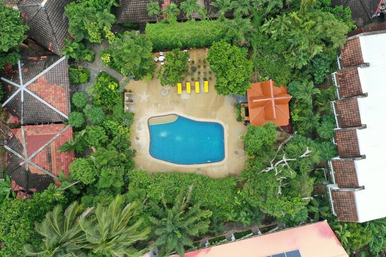 Hotel Tropica Bungalow Resort