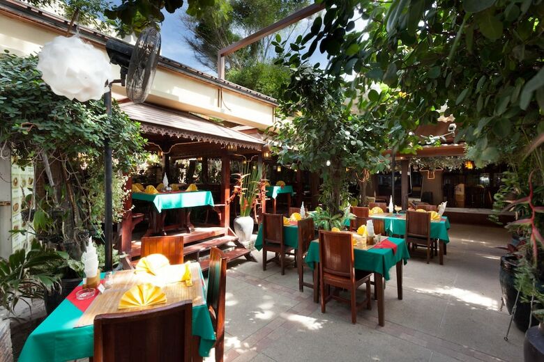Hotel Tropica Bungalow Resort