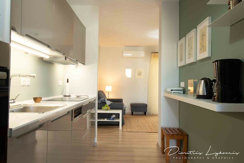 Beautiful And Spacious Apartment - Athens Downtown