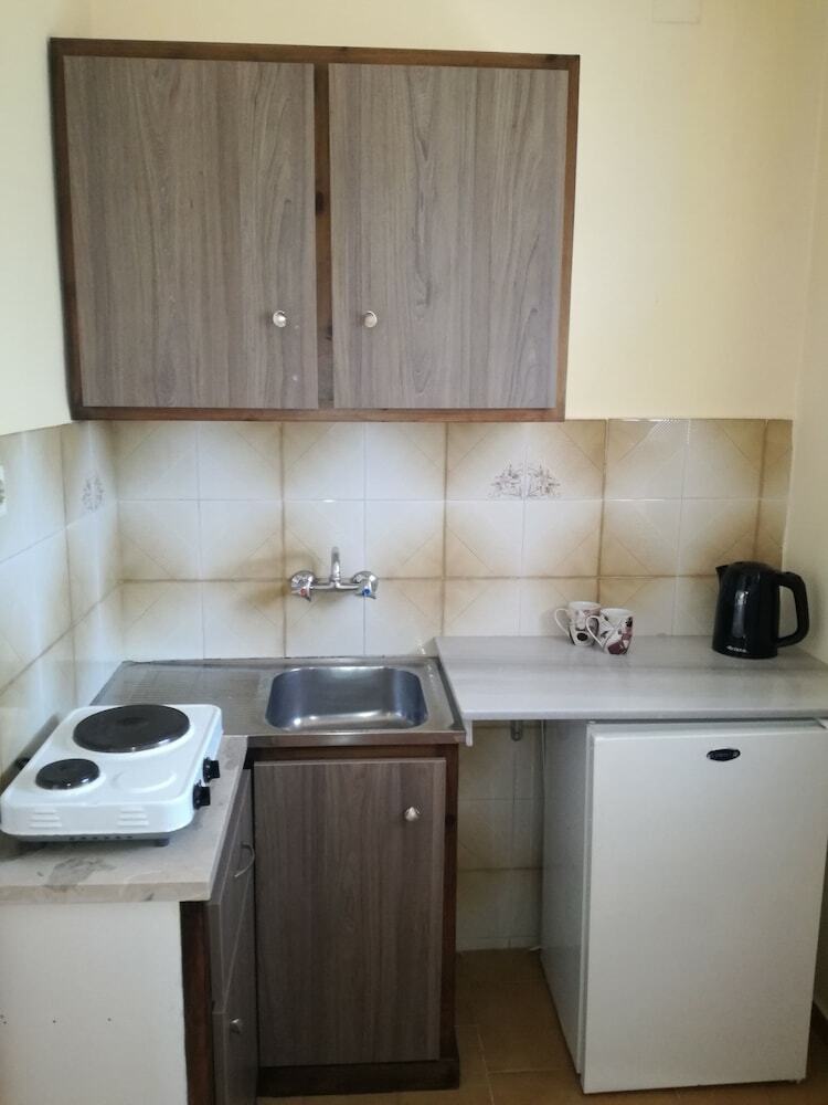 Tony Studio & Apartments