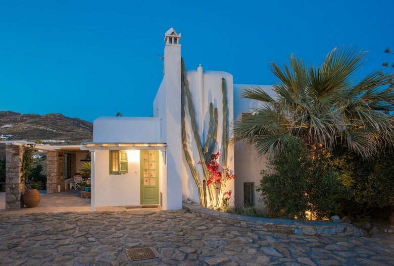 Levantes House Mykonos