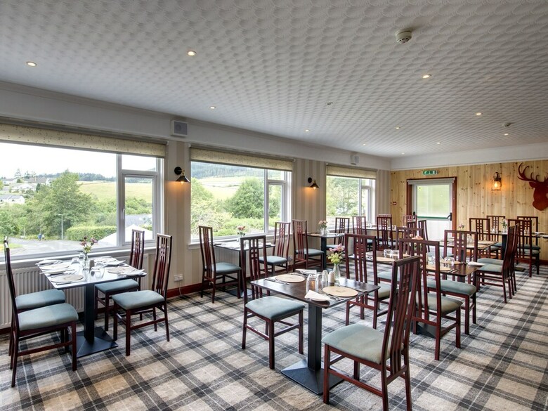 Oyo Craigvrack Hotel & Restaurant