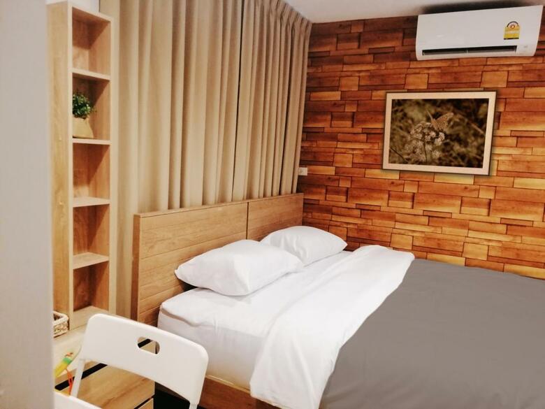 Hostal White House Hostel