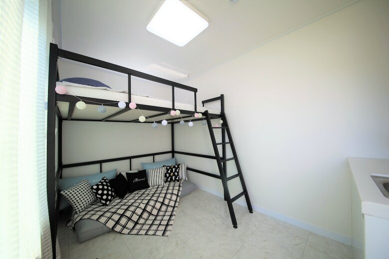 Hostal Zibro H Guesthouse - Hostel