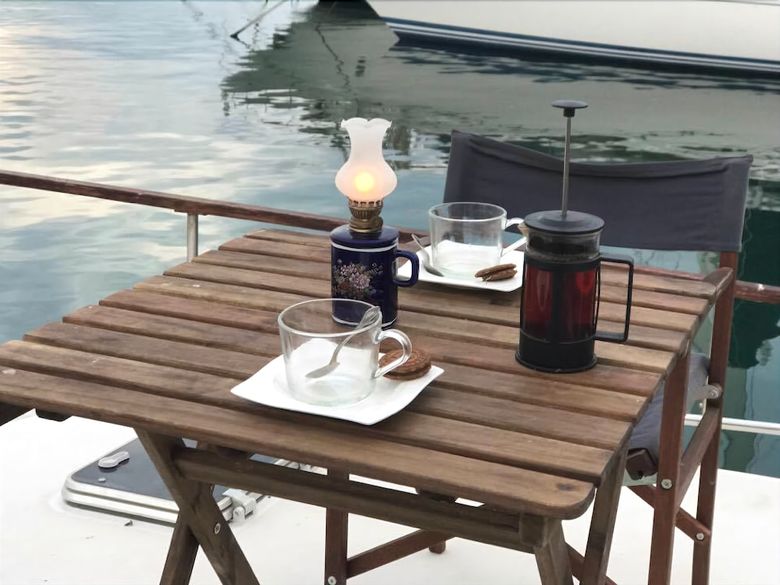 Bed & Breakfast Dream House Boat