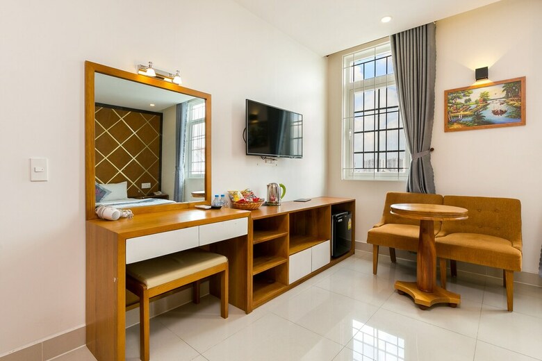 Oyo 231 Thien Cung Hotel