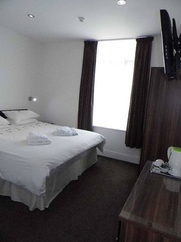 Bed & Breakfast The Kerswell Hotel