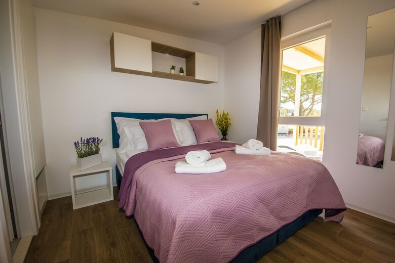 Mobile Homes At Camping Ugljan Resort