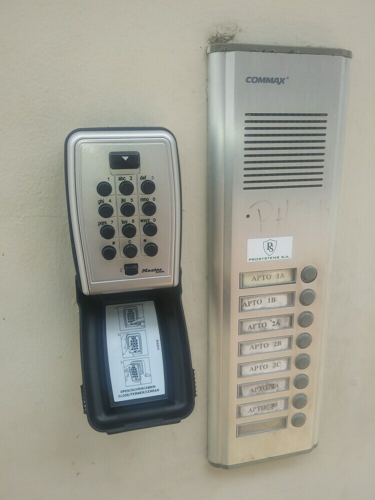 Apartamentos Monjas Suites