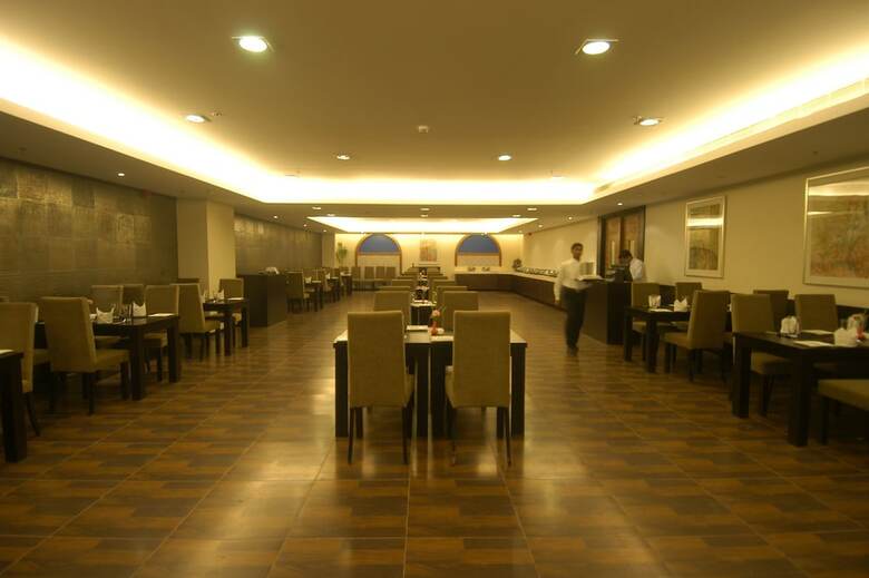 Hotel Mapple Emerald