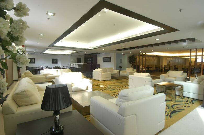 Hotel Mapple Emerald