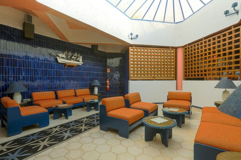 Umh Tarik Hotel