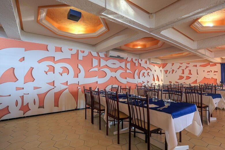 Umh Tarik Hotel